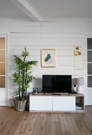 Interior - Charmant 3 pièces centre refait à neuf avec jardin (Vichy)