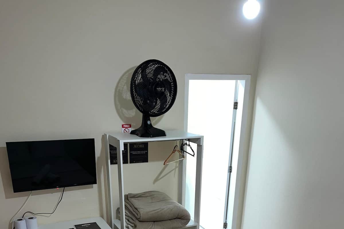 Egyptian cotton sheets, premium bedding, desk, laptop workspace