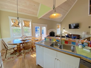 Fridge, microwave, oven, stovetop - The Orchard at Lovers Lane and Enchanted Forest. Hot Tub, Pets Welcome (Eastsound)