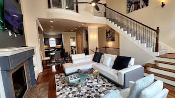 Télévision, cheminée