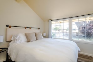 2 chambres, fer et planche à repasser, Wi-Fi gratuit, draps fournis