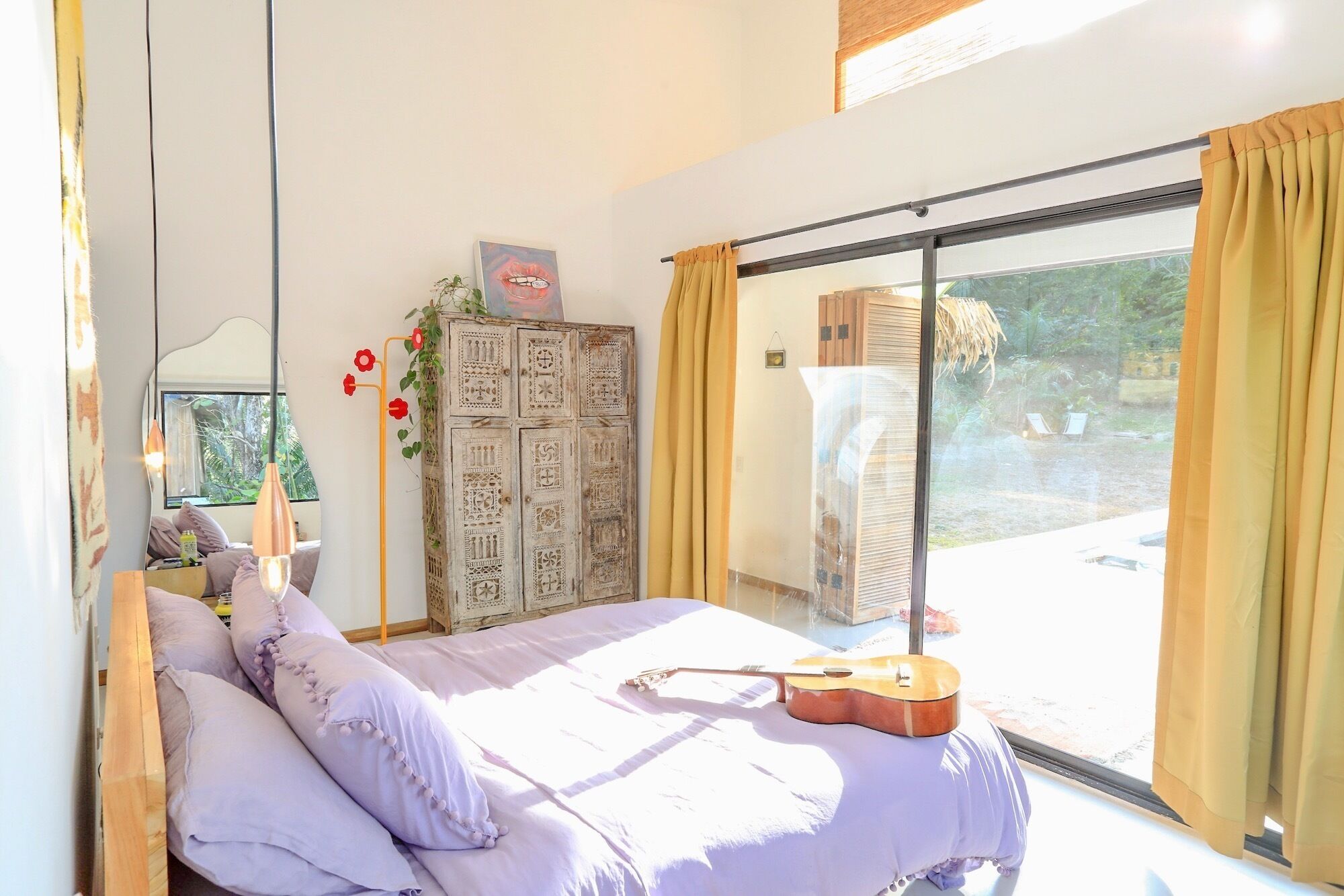 3 عدّة غرف نوم ومكواة/لوح كي وواي فاي وملاءات أسرّة