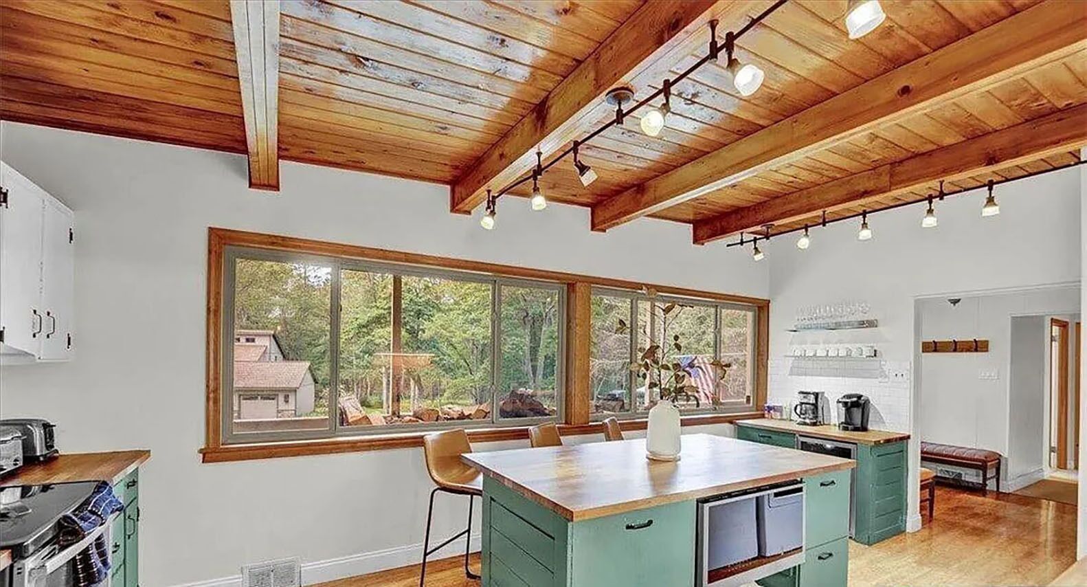 ثلاجة، ميكروويف، فرن، موقد طهي مسطح