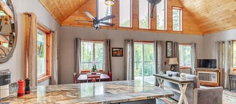 NEW! Cabin in the Woods (1-Bedroom) - Pets Allowed