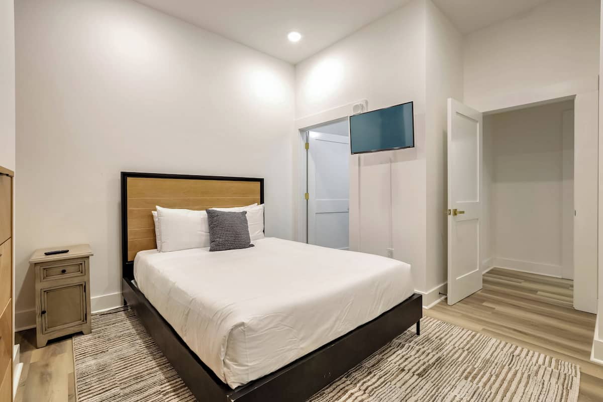 2 bedrooms, free WiFi