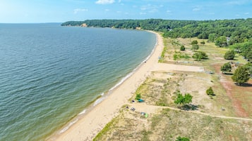 Sun loungers, beach towels