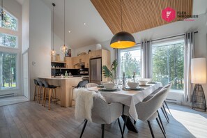 Dining - La Casa Bella | Luxury, Comfort, Pool & private SPA | Near Quebec City (Shannon)