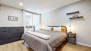 1 chambre, fer et planche à repasser, Wi-Fi, draps fournis