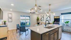 Interior - Lakefront Home w/ Dock & Patio in San Angelo! (San Angelo)