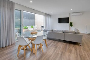 Interior - Schnapper Lane Apartment (Warrnambool)