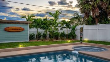 Outdoor pool, a heated pool