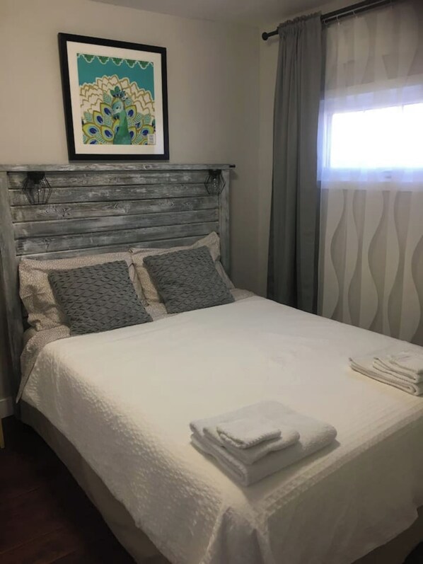 1 bedroom, iron/ironing board, WiFi, bed sheets