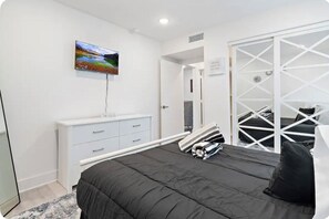 1 bedroom, iron/ironing board, WiFi, bed sheets