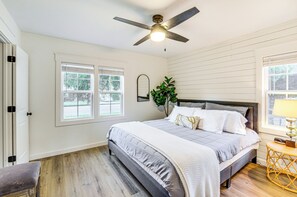 2 habitaciones, escritorio, internet y ropa de cama 