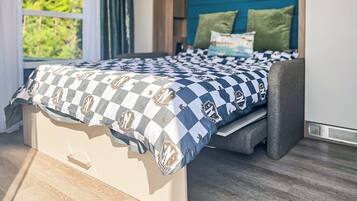 1 bedroom, free WiFi, bed sheets