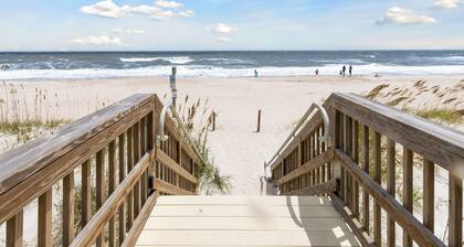 Beach 5 Villas - Immaculate 300 steps from the Ocean