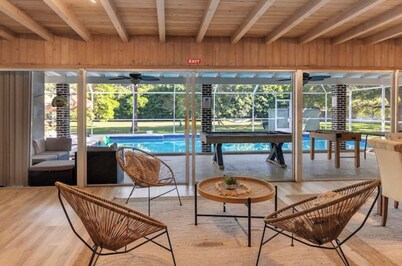 Luxury Miami Village w/Pool+Grill+MiniGolf