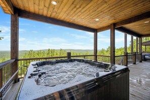 Utendørs boblebad