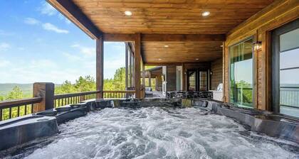 Pets | Views | Heated Pool | Games | Sleeps 26
