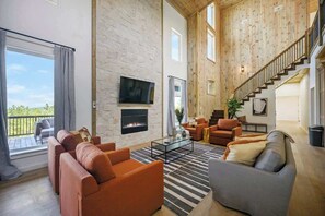 TV, fireplace, offices