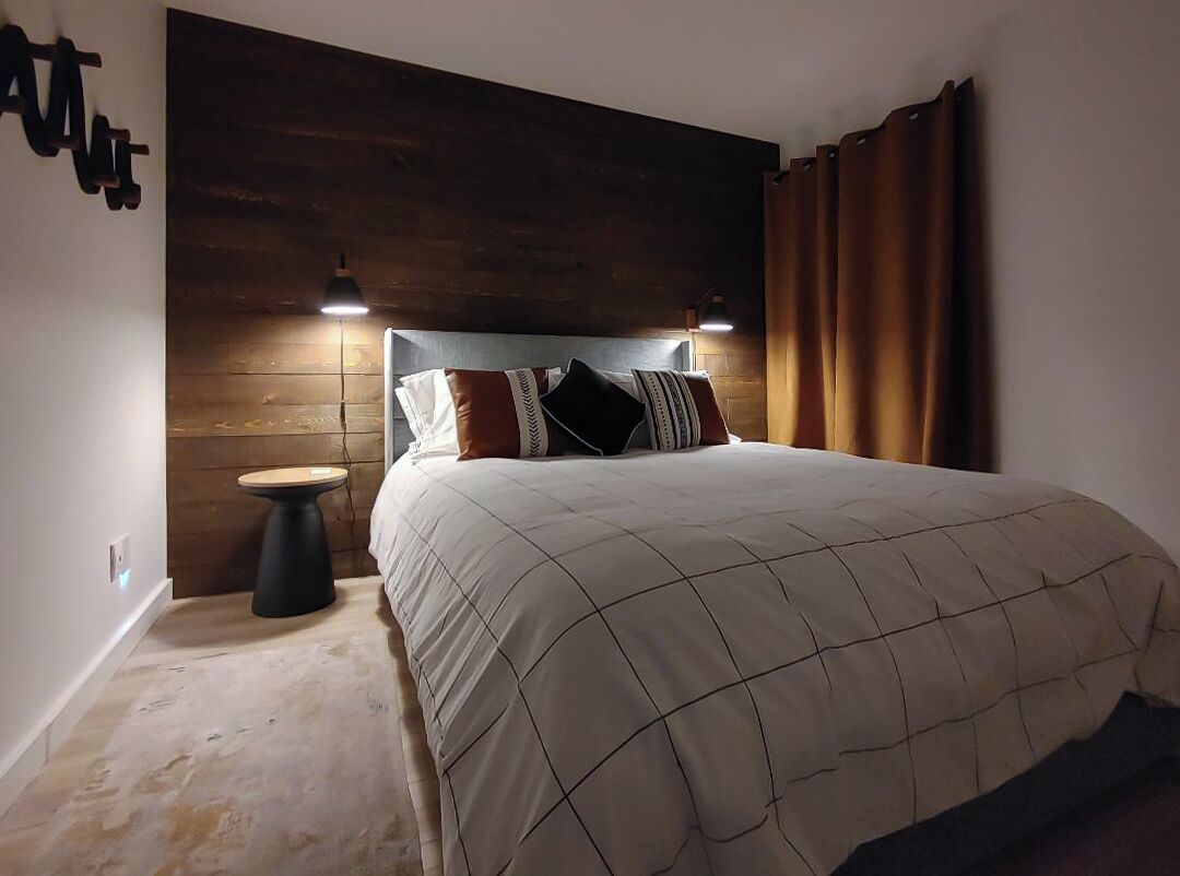 1 chambre, bureau, fer et planche à repasser, Wi-Fi gratuit