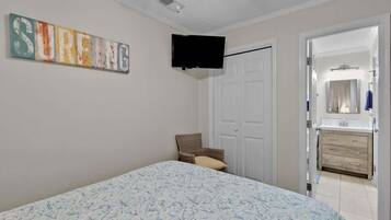 1 bedroom, iron/ironing board, free WiFi, bed sheets