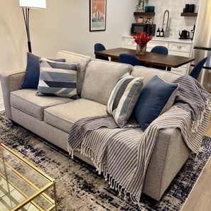 TV connectée, lecteur de DVD, écrans d'ordinateur