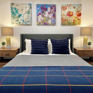 1 chambre, bureau, fer et planche à repasser, accès au Wi-Fi (inclus)