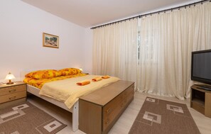 2 Schlafzimmer, Bügeleisen/Bügelbrett, kostenloses WLAN, Bettwäsche