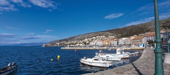 Lovely home in Senj with WiFi