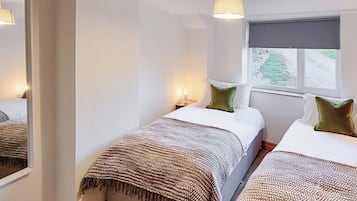 2 bedrooms, free WiFi, bed sheets
