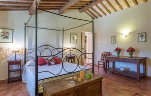 7 chambres, fer et planche à repasser, accès au Wi-Fi (inclus)