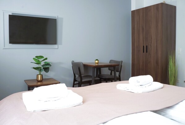 1 bedroom, iron/ironing board, WiFi, bed sheets - Viva La Vienna - Apartments 2A (Wien)