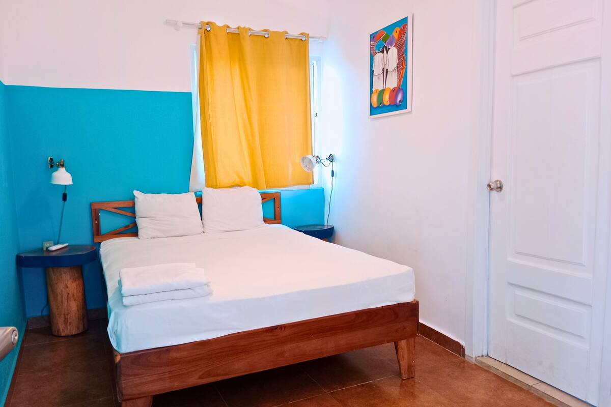 Standard Double Room, 1 Queen Bed