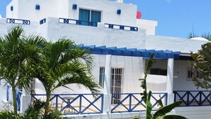 Front of property - Altea Tropical Inn (San Rafael del Yuma)