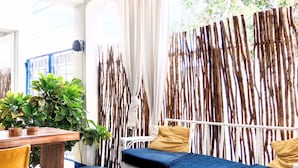 Living area - Altea Tropical Inn (San Rafael del Yuma)