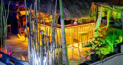 Altea Tropical Inn