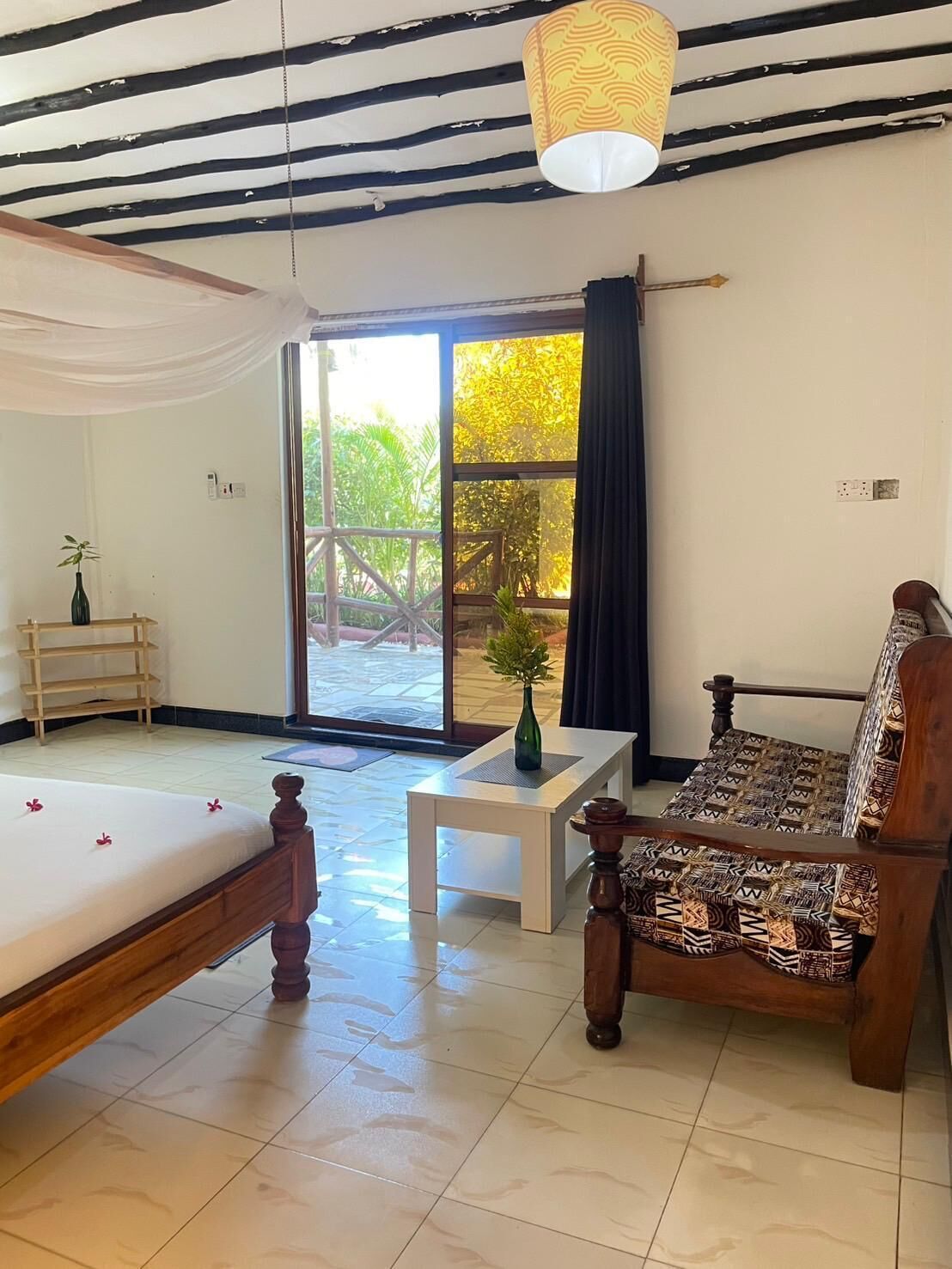 Habitación exclusiva doble, 1 habitación, vistas al jardín | Espacio para trabajar con un portátil y wifi gratis