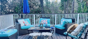 Sequoia:  Mountainside Retreat!  Seen on HGTV!