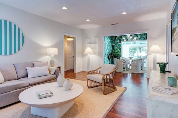 Smart TV - Luxury Home in Brickell Miami, 5 min to the Beach! (Miami)