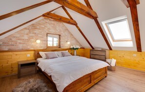 2 slaapkamers, een strijkplank/strijkijzer, reisbedje, gratis wifi