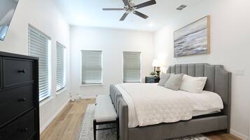 4 間睡房、熨斗/熨衫板、Wi-Fi、床單