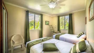 3 dormitorios, tabla de planchar con plancha, wifi y ropa de cama