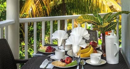 Ferapalms Tropical Escape Apartment