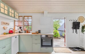 Kühlschrank, Herdplatte, Geschirrspüler