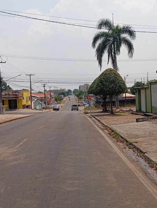 コンフォート ダブルルーム 専用バスルーム コートヤードビュー | リビング エリア