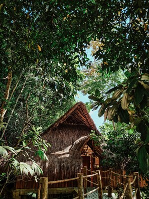 Cabaña Confort, 2 camas matrimoniales, baño privado, vista al río | 1 habitación y wifi gratis