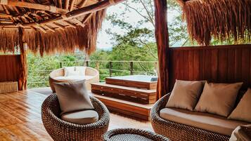 Family Cabin, Multiple Beds, Private Bathroom, River View | 1 bedroom, free WiFi