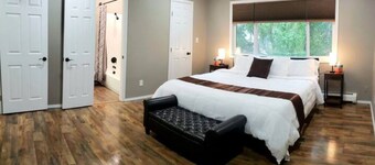 Caribou Flat II: Theater, Firepit & Private Yard!

