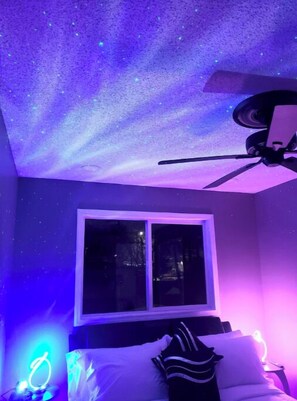 6 bedrooms, WiFi, bed sheets